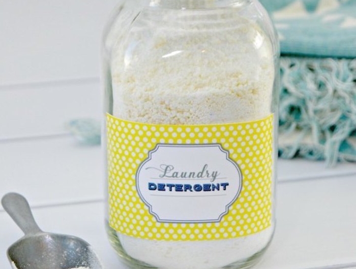faire sa propre lessive en savon de castille cristaux de soude et borax idée de detergent maison simple et rapide