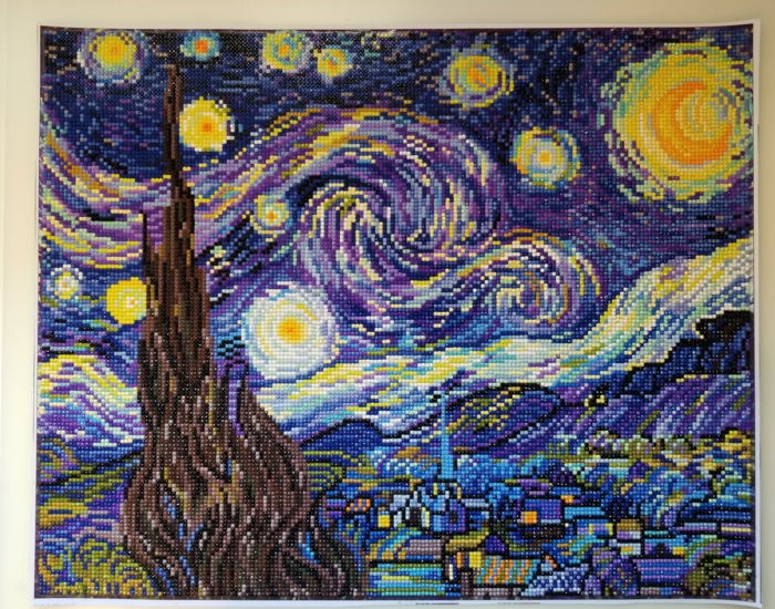 Van Gogh peinture nuit étoilée vue idée activité broderie diamant originale peinture en puzzle a mettre 