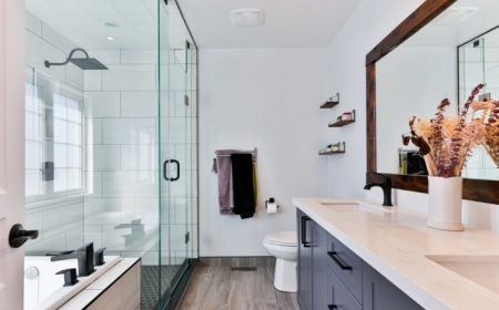 vitre pour le douche grand miroir choisir la ventilation de la salle de bain lumineuse