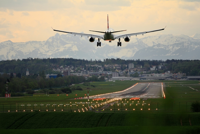 voyage avion conditions facteurs pour obtenir indemnisation pour vol annule ou retardé surbooking vol avion