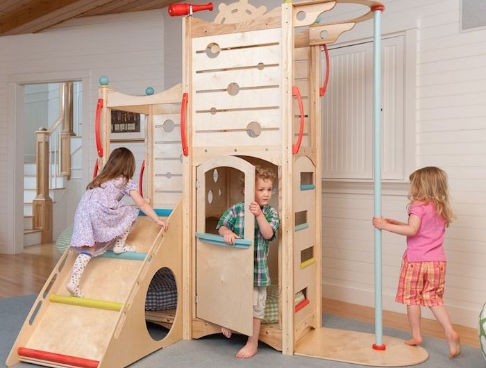 castel de jeux bois jouer dans la maison salle de jeux maison meuble rangement enfant chambre
