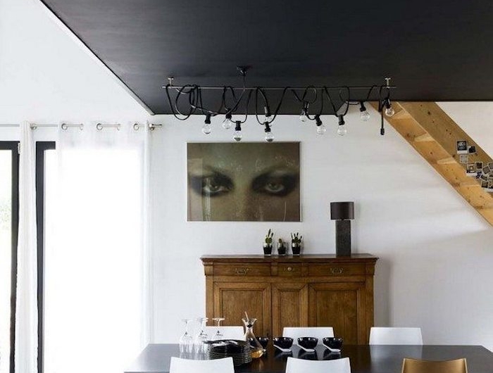 cool idée salle a manger moderne maison escalier bois plafond noir design d intérieur moderne et luxueux tendances 2020