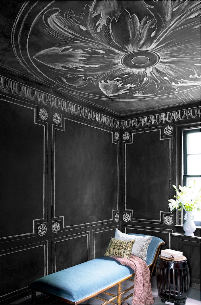 fleur sur le plafond noir dessin originale maison lux repeindre un plafond idée peinture plafond couleur maison