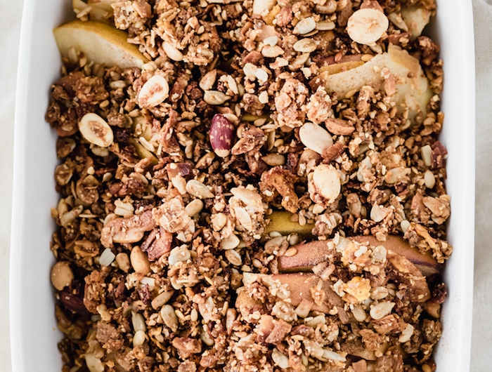 recette de crumble pomme avec du granola que manger le matin idee de petit de jeuner healthy au noxi graines cannelle