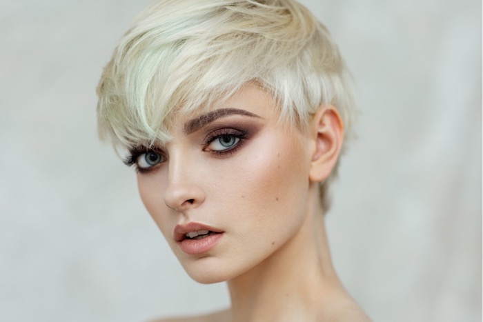 Hairstyle for women 60 years blooming short pixie cut or pixie 1