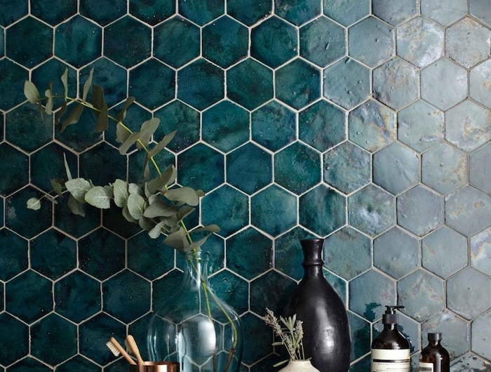 idee carrelage petite salle de bains hexagone bleu turquoise moderne petite espace