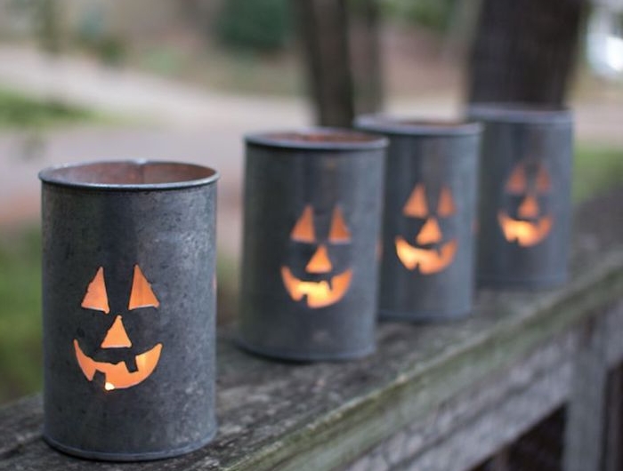 lanternes diy deco halloween simple et originale en boites recyclés et troués motis jack o lanterne deco citrouille inspiré
