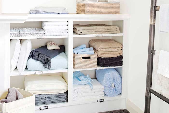 rangement chambre comment ranger selon la methode konmari des serviettes et de linge ranges