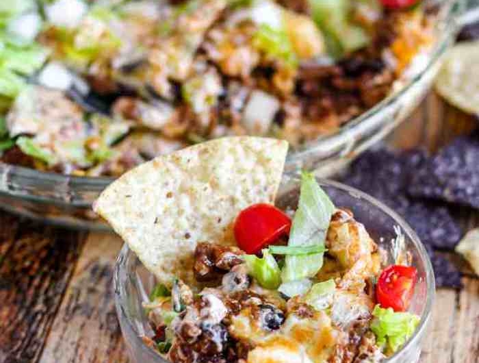 dip taco en verre recette mexicaine avec chips tortilla idée salade composée mexicaine