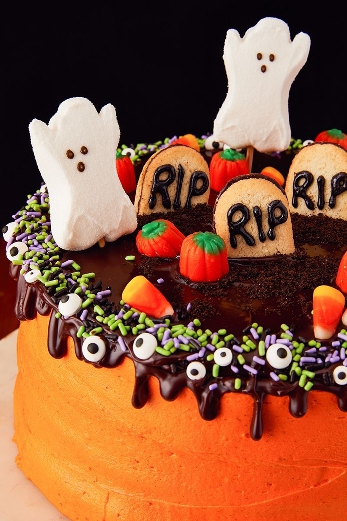 patisserie halloween facile dessert gâteau glaçage orange colorant alimentaire chocolat yeux sucre sprinkles fantômes