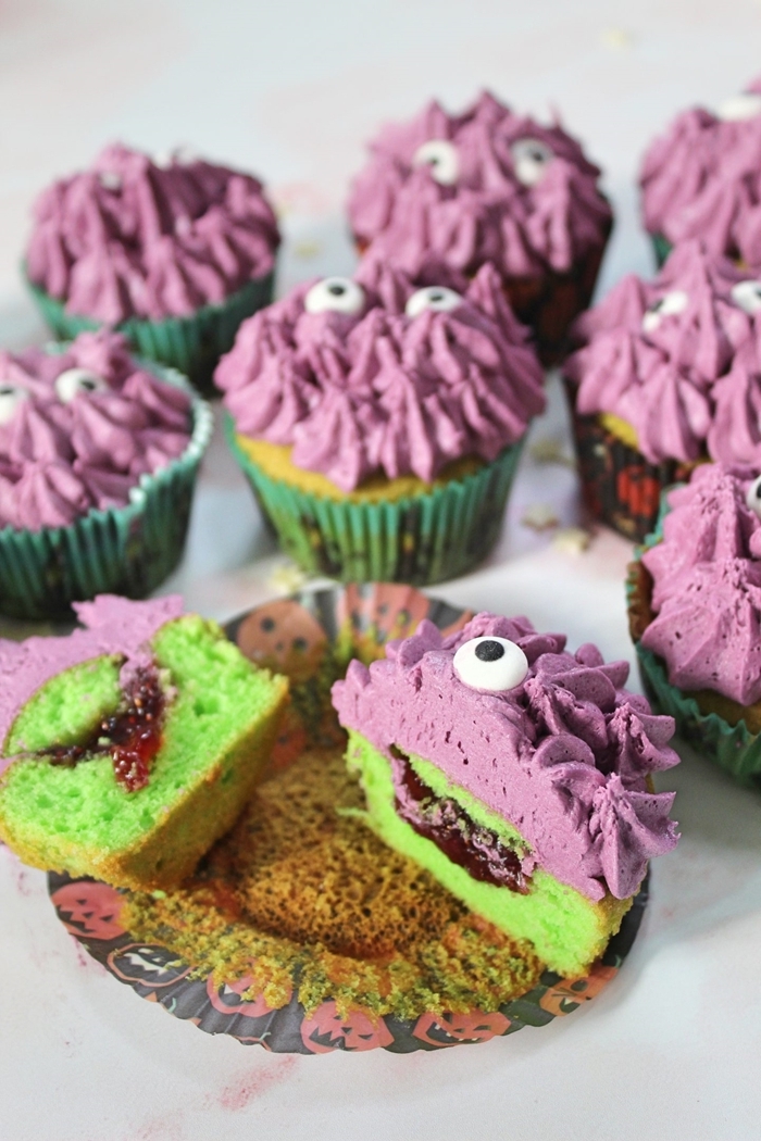 recette muffin maison facile colorant alimentaire vert gateau monstre crème violet lavande yeux sucre confiture