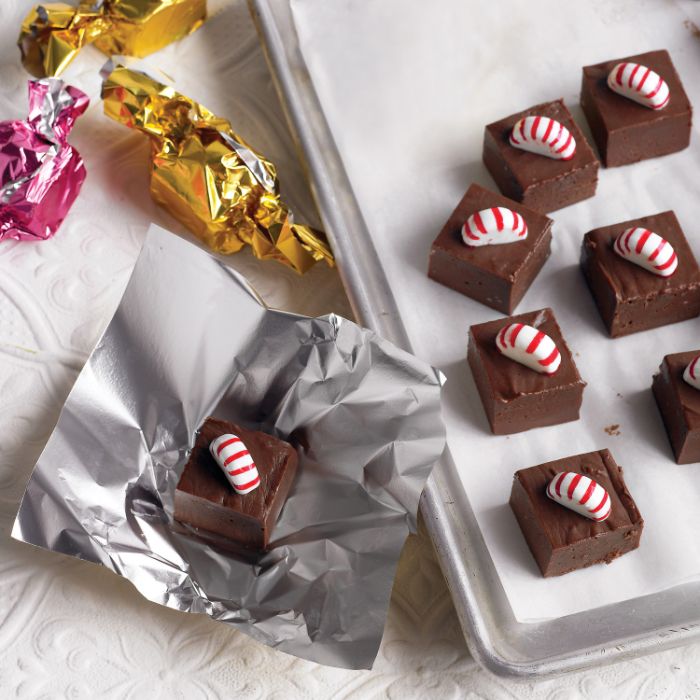 fondant chocolat fudge recette simple avec bonbon menthe poivrée à l intérieur comment faire du chocolat maison