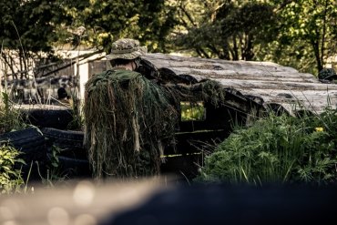 champ de bataille joueur airsoft sport de contact sans danger règles sécurité