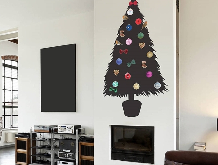décoration de noel à fabriquer soi meme peinture noire façon arbre de noel design intérieur moderne