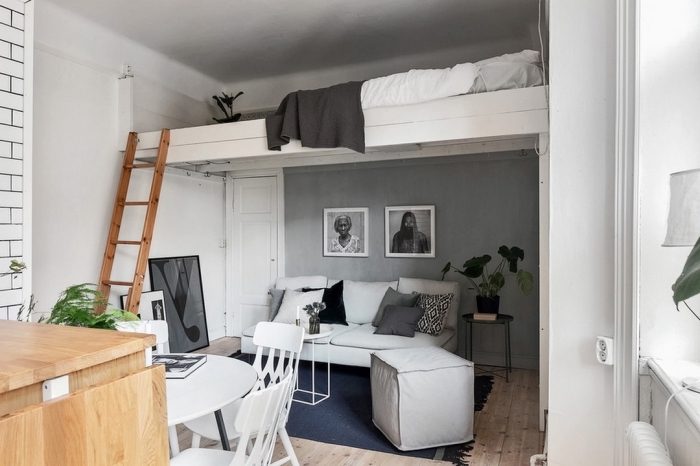 design intérieur scandinave style peinture murale gris clair photographie blanc et noir mezzanine appartement