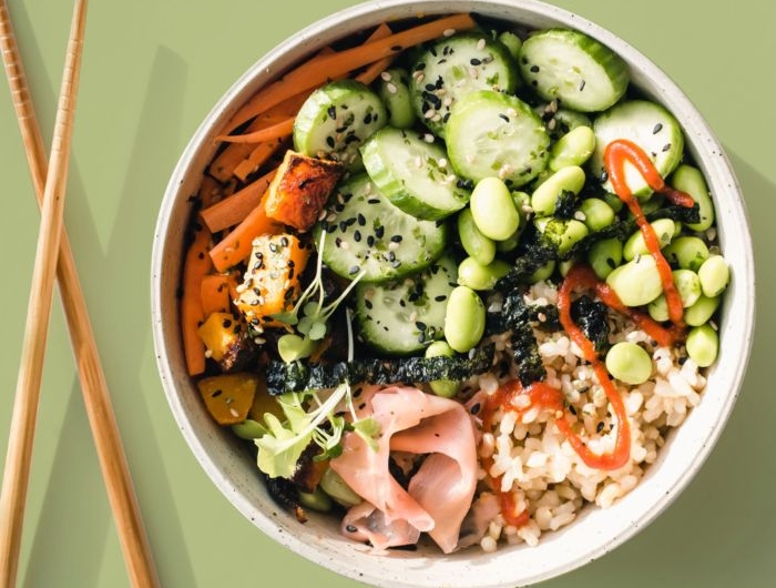 recette japonaise concombre riz carottes courge butternut dans un bol diner repas équilibré pour le soir