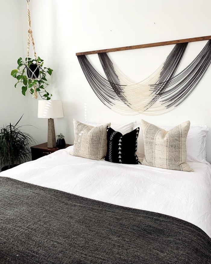 tete de lit boheme facile à faire soi même suspension avec cordes fil ombré baton bois plante verte chambre décoration au-dessus d'un lit