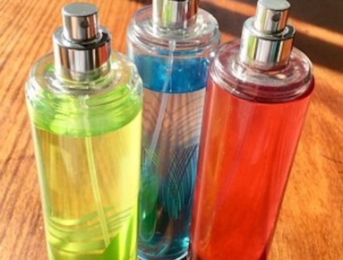 trois bouteilles de parfums comment choisir le bon parfum pour vous
