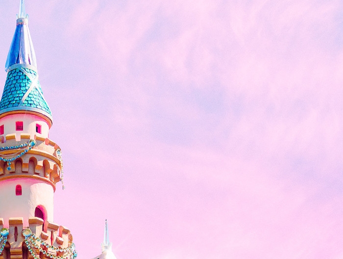 chateaux de couleur pastel rose et bleu et ciel rose les plus beaux fonds d écran stylés conte de fée