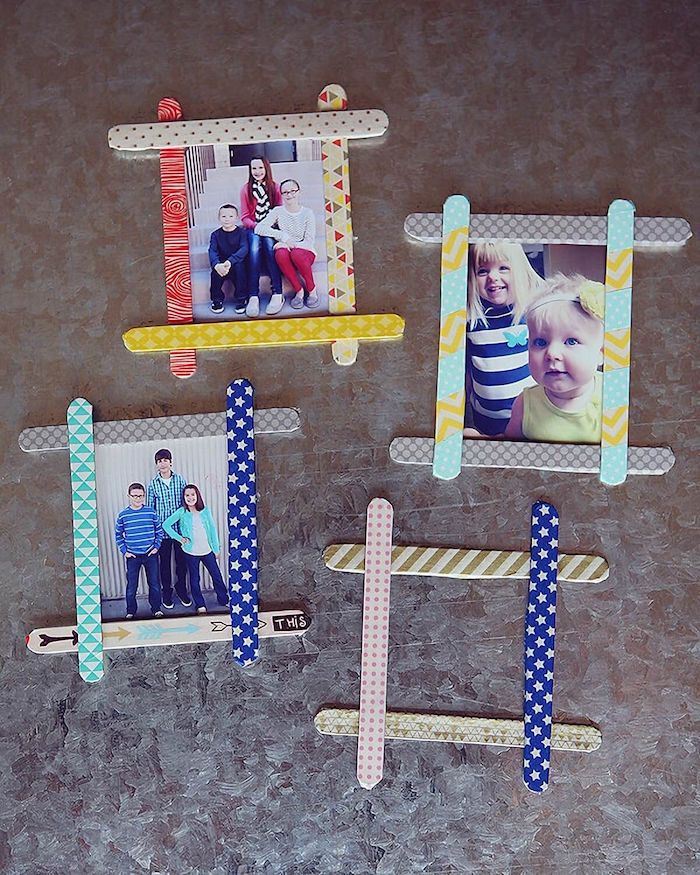 fabriquer des cadres photos diy soi meme avec des bâtonnets de glace décorés de washi tape cadeau fete des meres maternelle