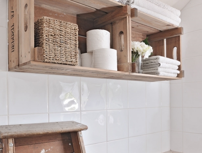 boite rangement salle de bain que faire avec cagette bois diy rangement mural étagère panier tressé