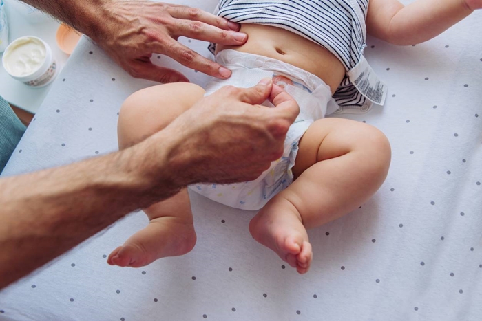 couches de bebe attention a la marque procédés respectueux santé fragile bébé couches jetables