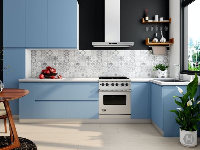 credence carreaux de ciment de type azulejos motifs geometriques florales cuisine couleur bleue peinture noire