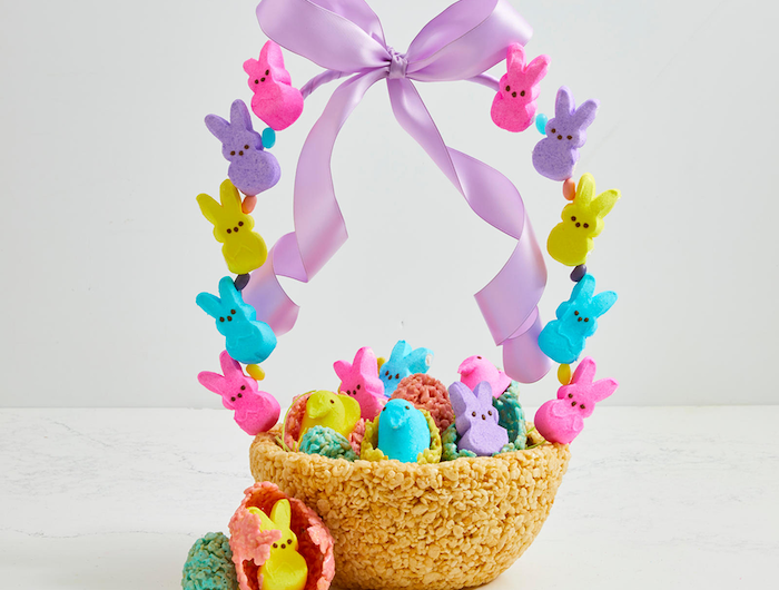 déco de pâques à faire soi même avec des rubans en satin et des lapins comestibles jpg