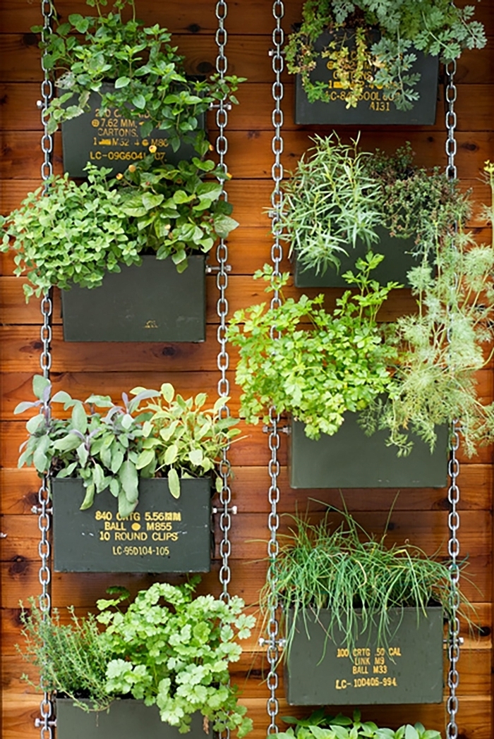 jardinière décoration balcon panneaux bois mur pot à accrocher au mur extérieur chaîne métal plantes