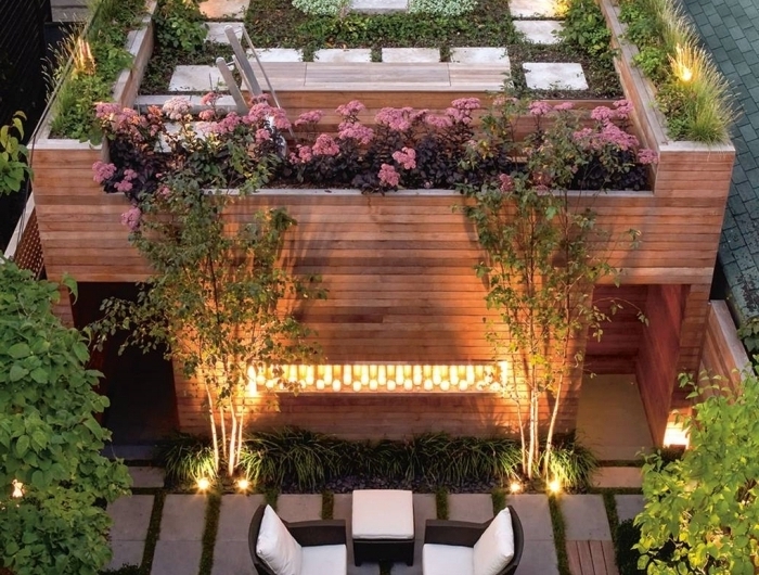 decoration exterieur jardin moderne aménagement sur niveaux éclairage petit lac végétation jardinière