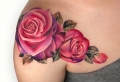 40 + idées d’un tatouage floral et ses significations