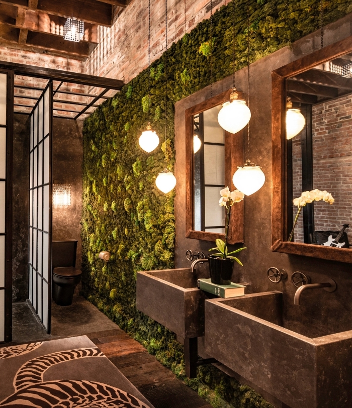 lampe suspendue lavabo béton décoration de wc nature tapis de bain motifs zebre mur végétal