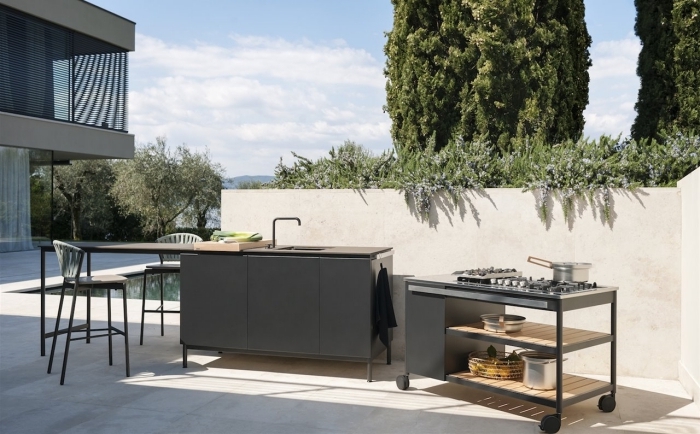 plan de travail cuisine extérieure design extérieur style moderne armoire gris anthracite mate finition noir