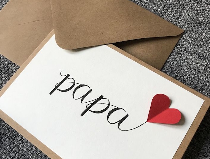 simple carte pour la fete des papa avec coeur de papier petit cadeau original