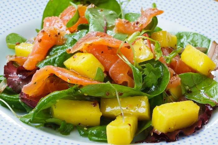 comment manger une mangue en salade exotique nutritive et healthy