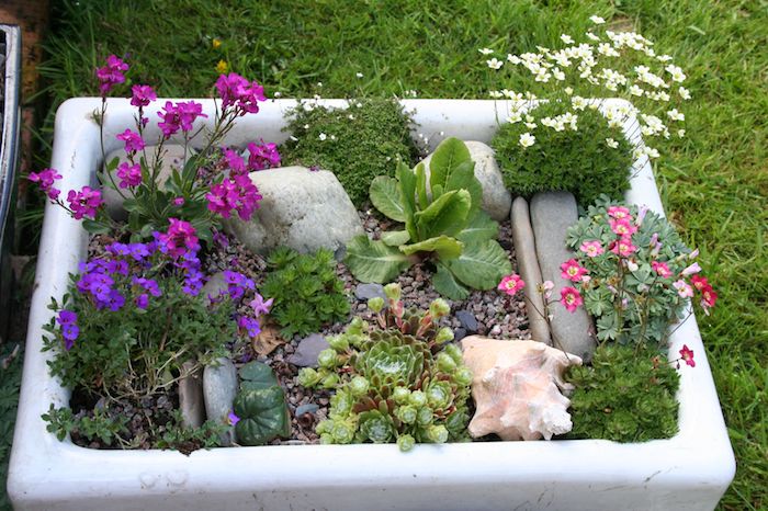 decorer son jardin avec recup évier recyclé jardinière diy originale