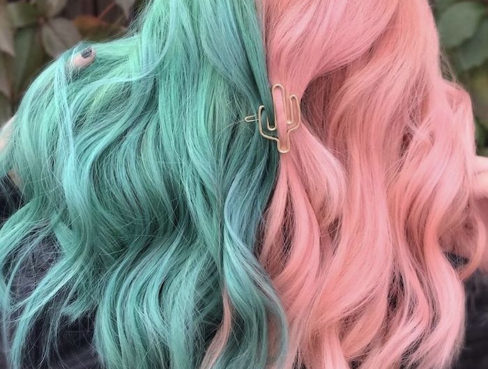 exemple de coloration cheveux moitié rose moitié vert couleur cheveux tendance 2021