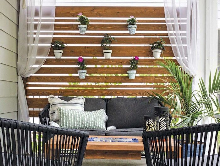 idee brisue vue terrasse en planches de palettes recyclées idee deco jardin recup