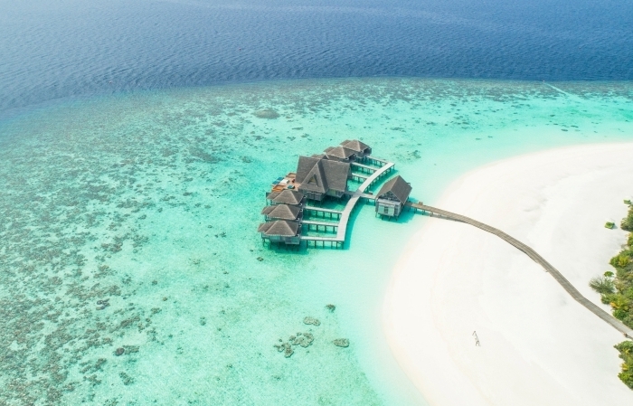 maldives les plus belles iles du monde maisonsur pilotis eau turquoise
