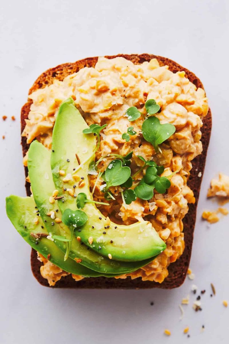 how to eat mashed chickpeas on toasted bread