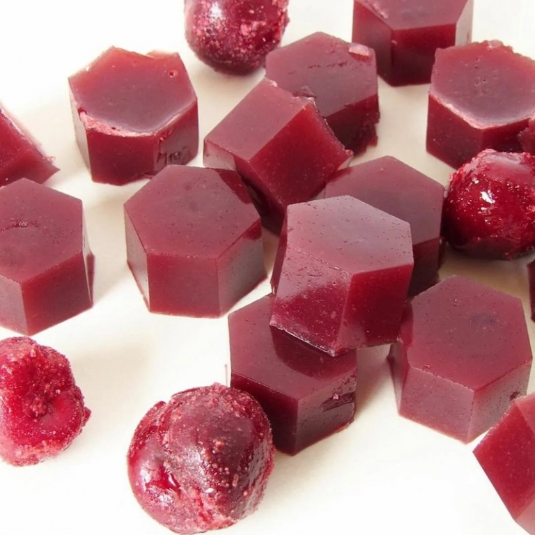 Congeler des cerises se régaler de desserts estivaux tout au long de