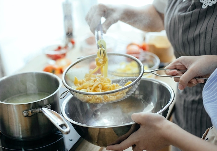 eau de cuisson des pates désherbant naturel maison fait main facile