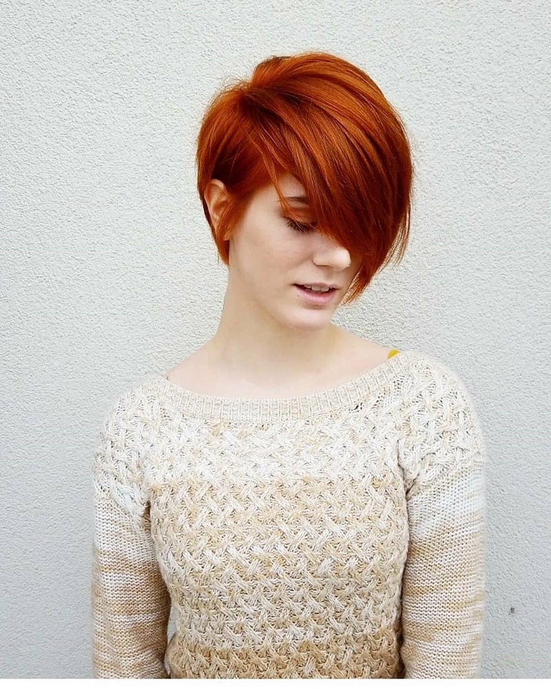 idée coiffure cheveux court pixie coupe courte femme coloration tendance