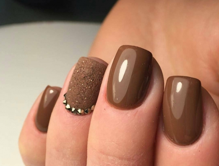 nail art marron ongles en couleurs de chocolat chaud