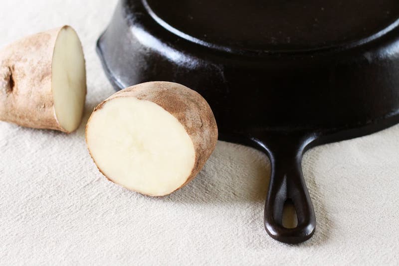 remede naturel enlever rouille sur metal pomme de terre coupée en deux