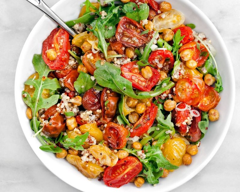 arugula chickpea salad with grilled tomatoes