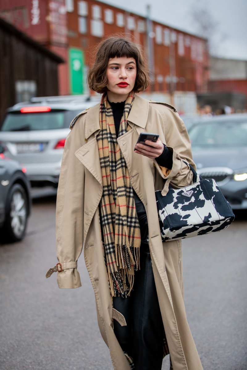 écharpe longue frange carreaux tenue automne femme 2021