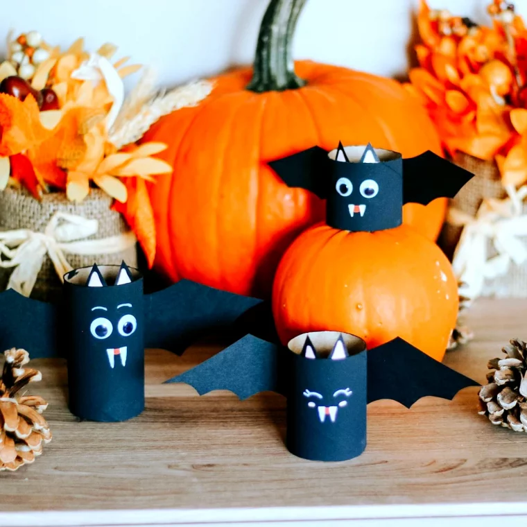 deco halloween facile a faire avec des rouleaux de papier toilette