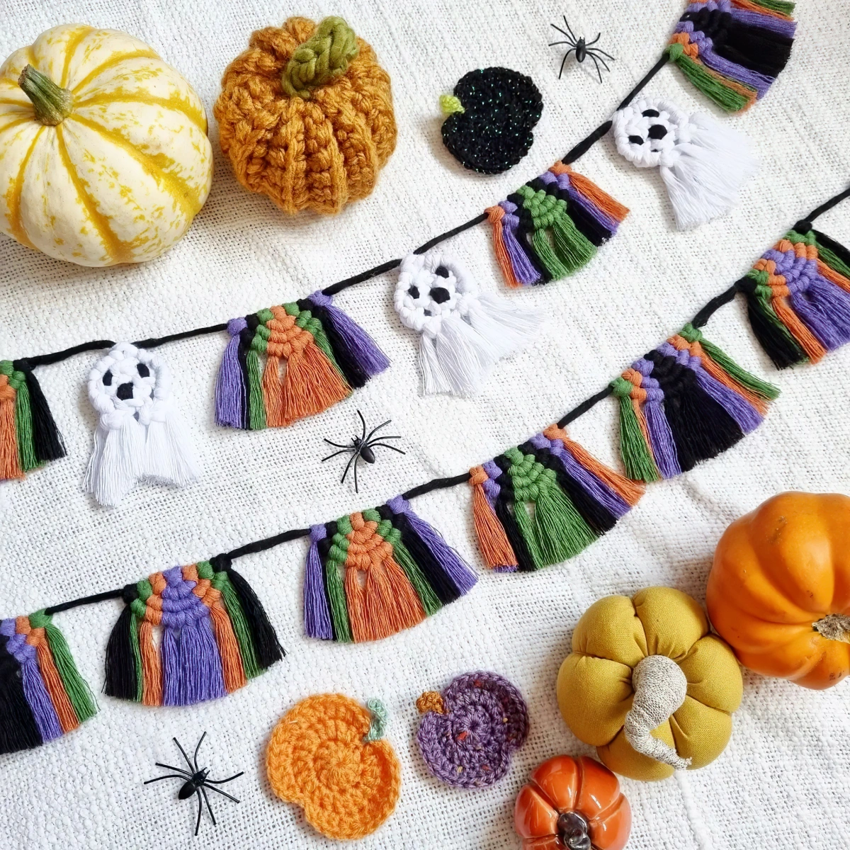 decoration halloween a faire soi meme macrame suspension coloree