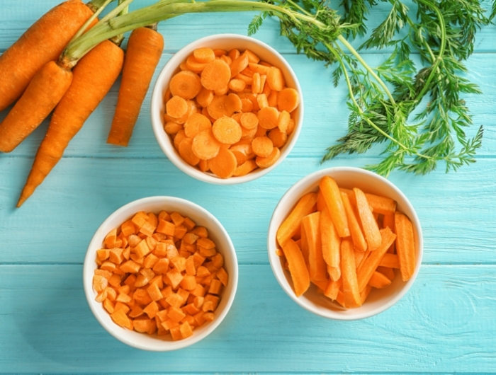 peut on congeler des carottes crues trois bol remplis de tranches de carottes